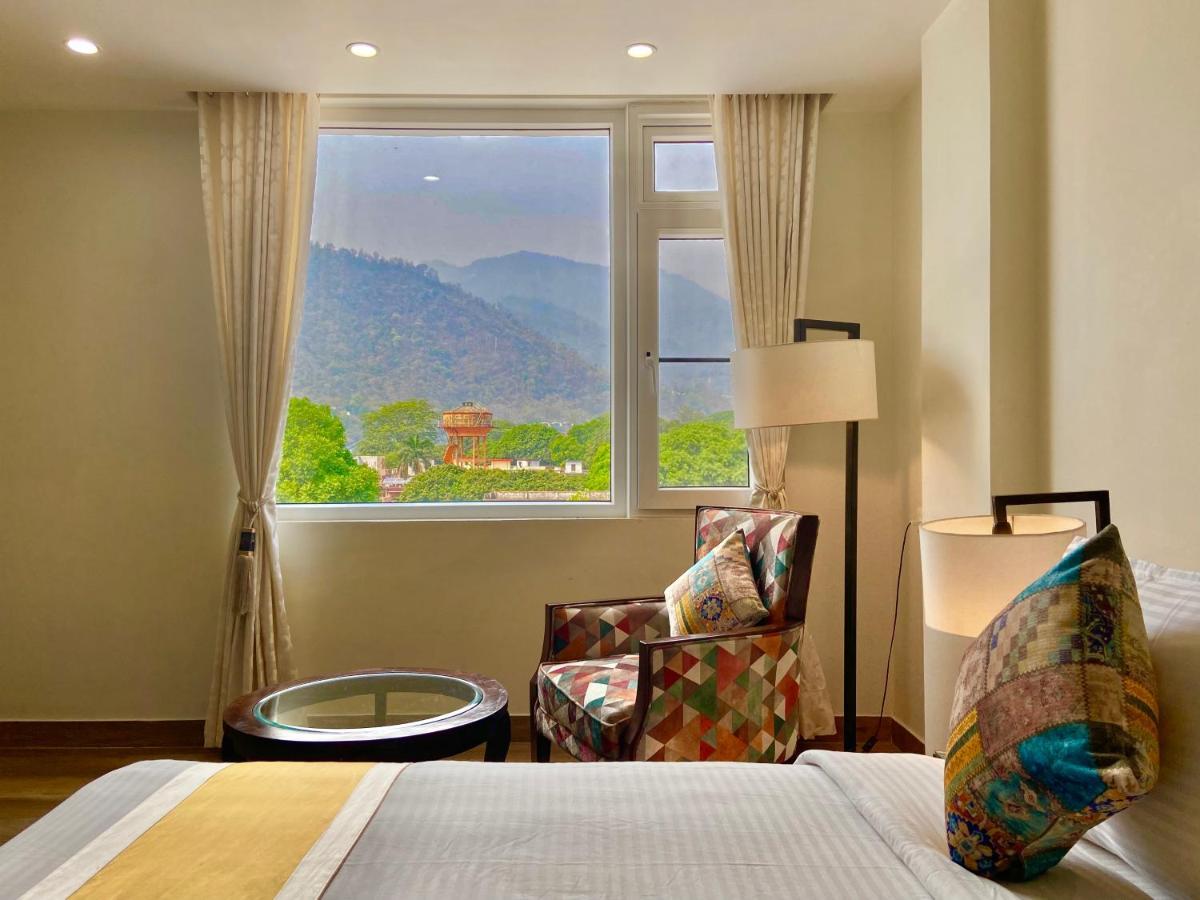 Green View By Green Tree Hotels Rishikesh Bagian luar foto