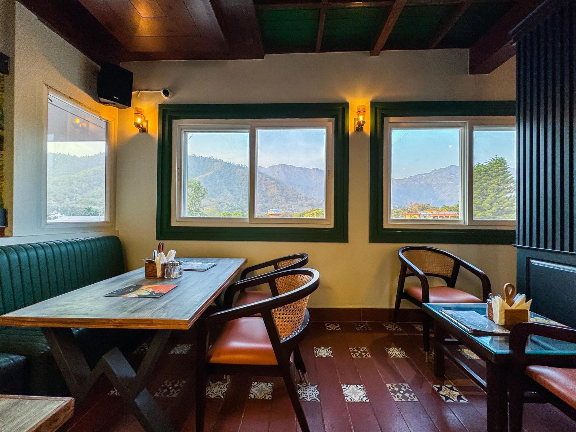 Green View By Green Tree Hotels Rishikesh Bagian luar foto